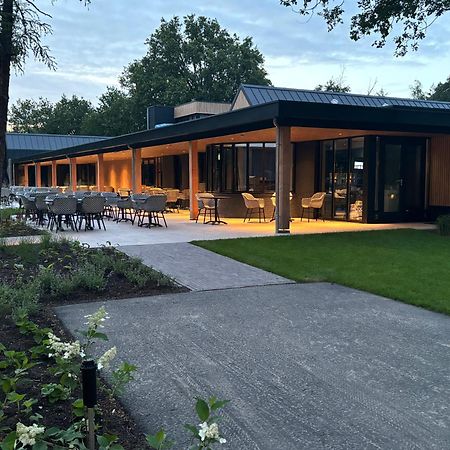 Chalet De Kleine Eekhoorn Lage Mierde Exterior photo